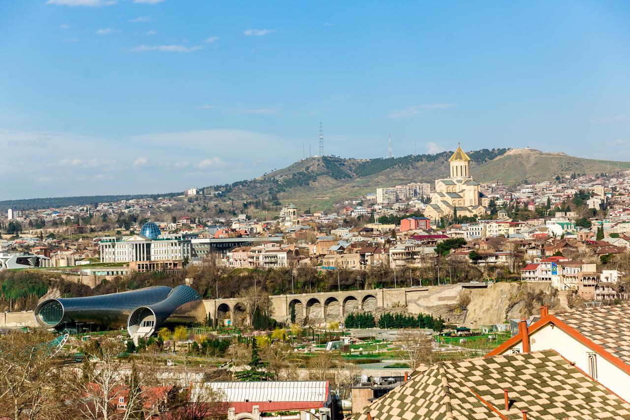 Gomi13 Otel Tiflis Dış mekan fotoğraf