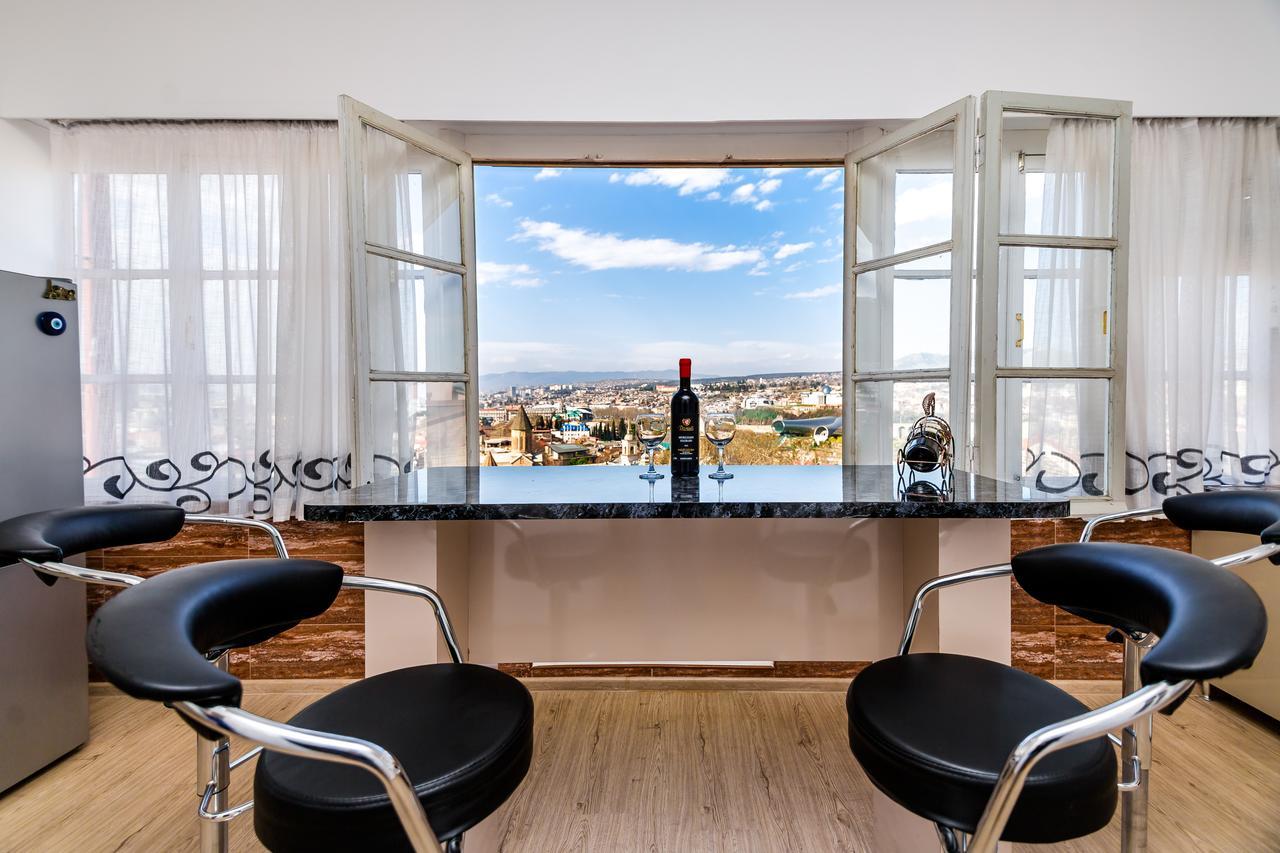 Gomi13 Otel Tiflis Dış mekan fotoğraf